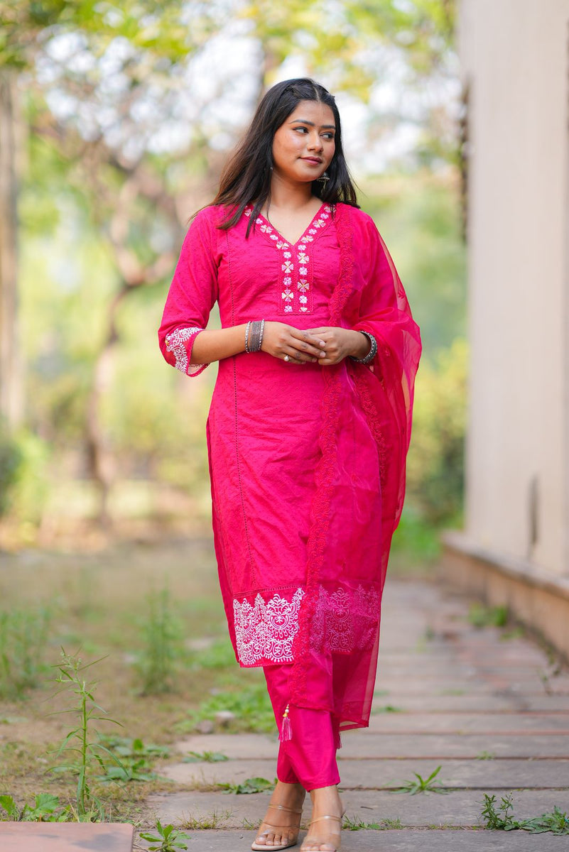 Netose Pink Kurta Set With Dupatta \u2013 Netose By LakhNeet (I) Private Limited
