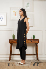 Netose Black Sleeveless Relaxed Fit Kurta Pant Set