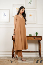 Netose Brown Sleeveless Kurta Pant Set