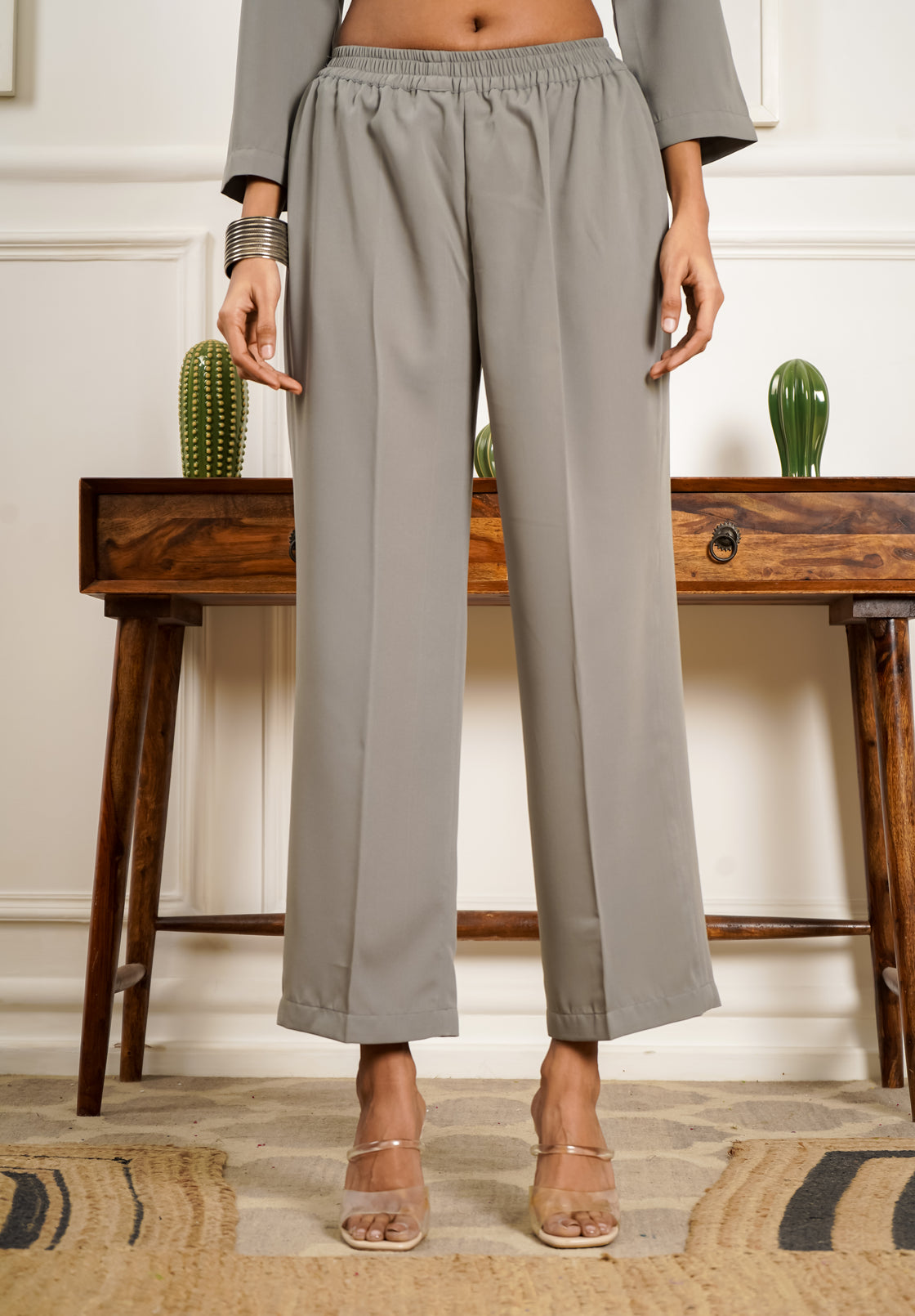 Netose Grey Relaxed Fit Co-ord Set – Netose By LakhNeet (I) Private Limited