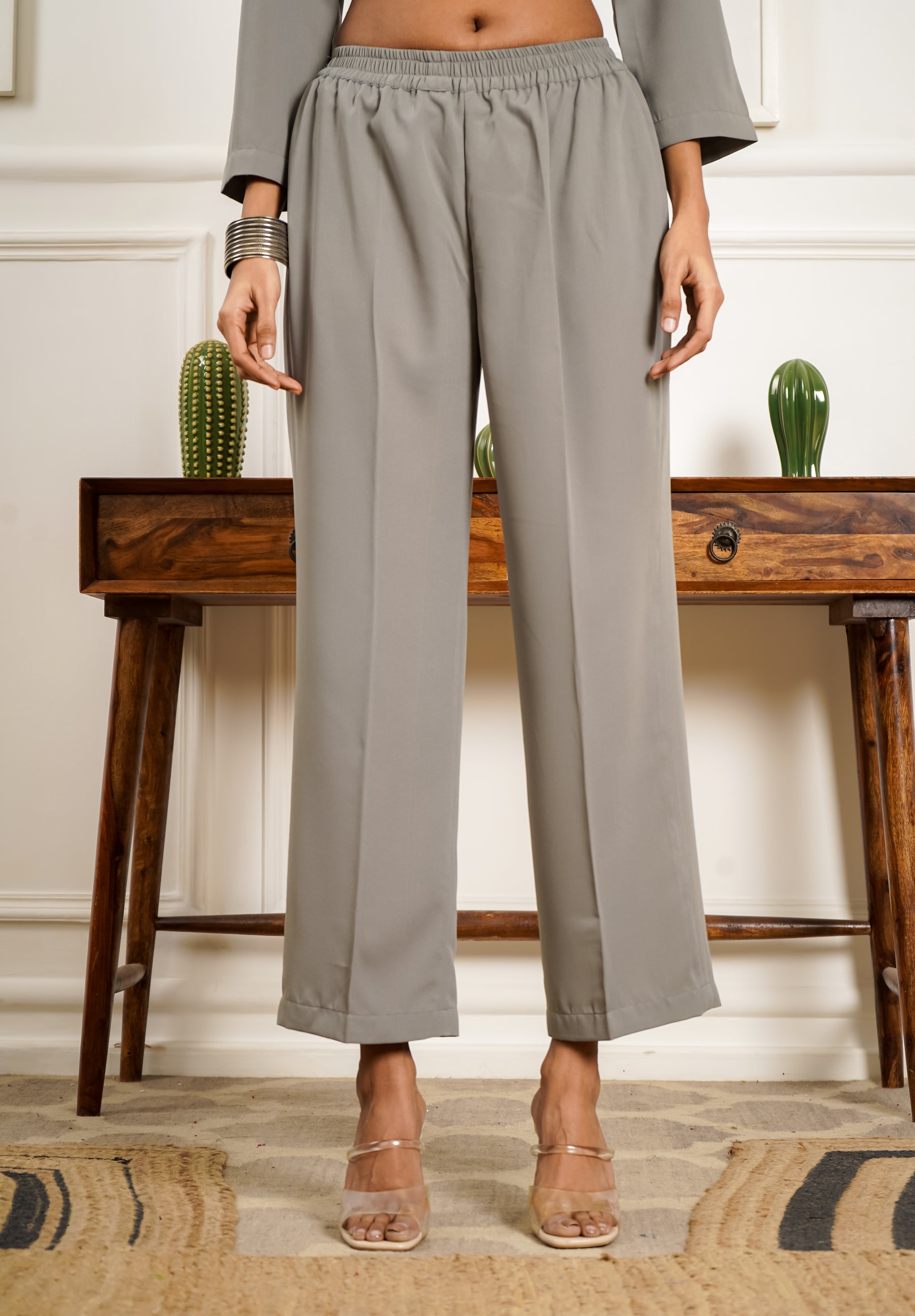 Netose Grey Relaxed Fit Co-ord Set – Netose By LakhNeet (I) Private Limited