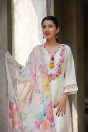 Netose White Kurta Set with Dupatta