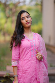 Netose Cotton pink suit