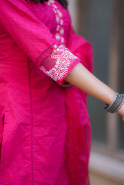 Netose Pink Kurta Set With Dupatta