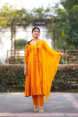 Netose Yellow Orange Tie-Dye Kurta Set