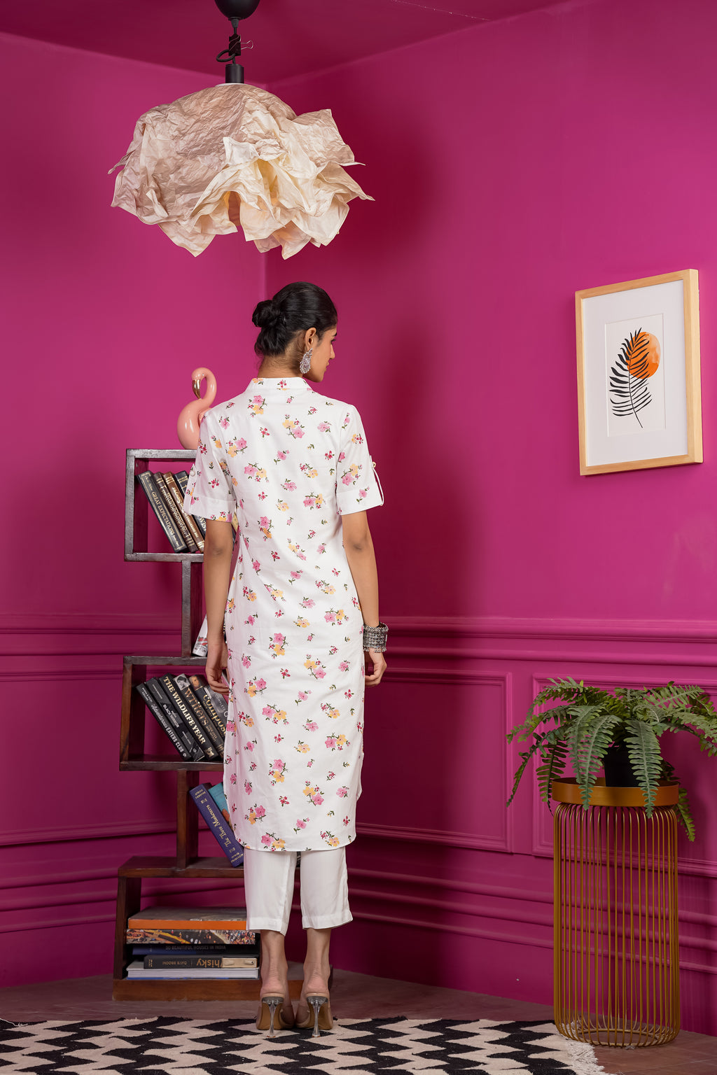 Netose White Floral Short Sleeve Kurta Set u2013 Netose By LakhNeet (I) Private Limited